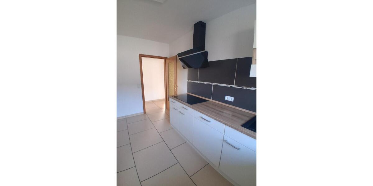 Etagenwohnung Wiehl - 4 Zimmer, 101 m&sup2;, 960&euro; | Angebot:26019155