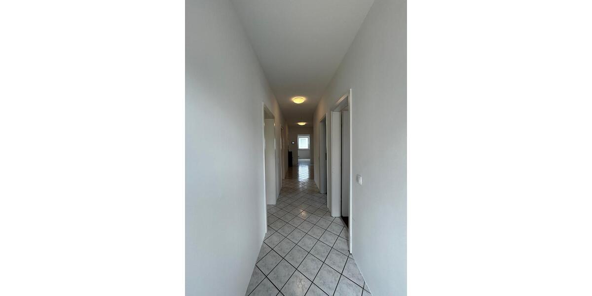 Dachgeschoßwohnung Neuenstein - 4 Zimmer, 83 m&sup2;, 305.000&euro; | Angebot:26919959
