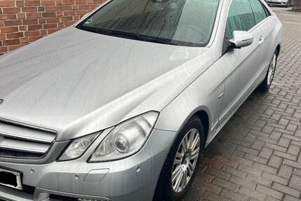 Mercedes-Benz E 250 116.000 km 12.750 &euro; Weeze 47652