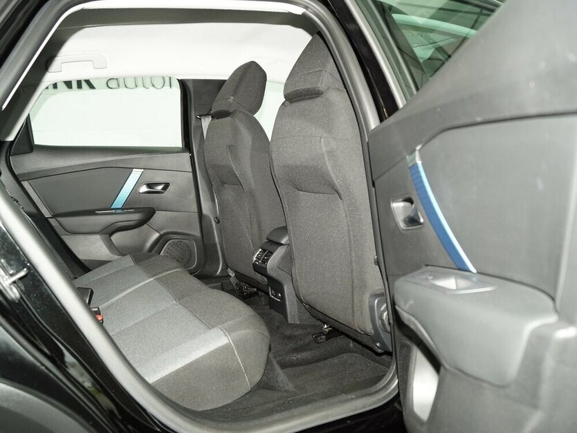 C4 e- 136 Feel 50KWh CARPLAY Batteriezertifikat