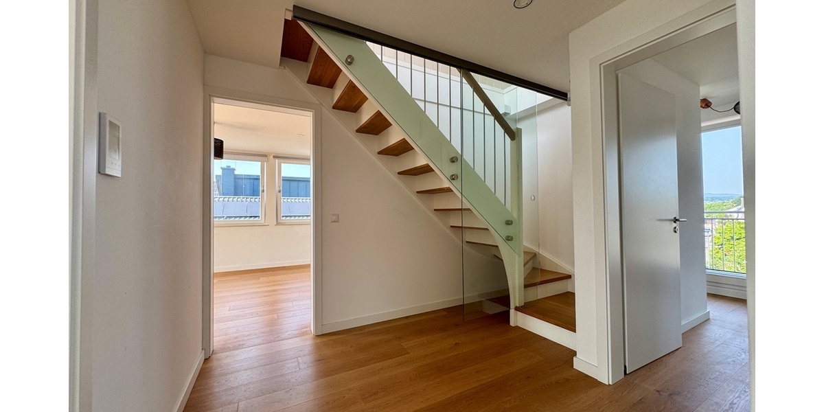 Bad Homburg - Ober-Erlenbach: Exklusives freistehendes Einfamilienhaus in kinderfreundlicher Lage! - Einfamilienhaus Bad Homburg Gonzenheim | Angebot:25972283