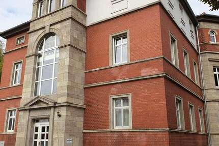 Wohnung Meiningen Ost - 2 Zimmer, 86 m&sup2;, 650&euro; | Angebot:26871873
