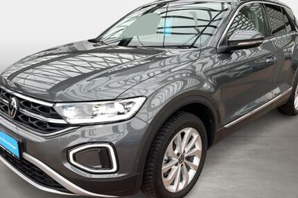 VW T-Roc 7.822 km 29.989 € Gross-Gerau 64521