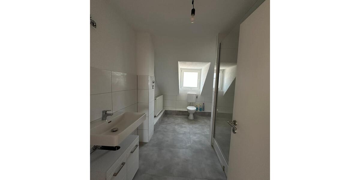 Dachgeschoßwohnung Dortmund Bövinghausen - 4.5 Zimmer, 92 m&sup2;, 1.300&euro; | Angebot:26320457