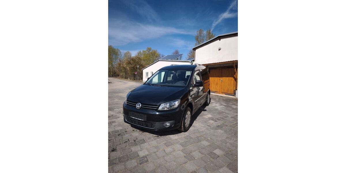 VW Caddy 152.120 km 10.995 &euro; Helbra 06311