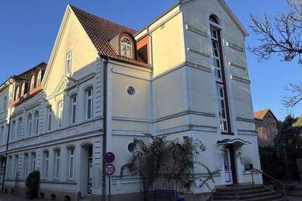 Haus Dannenberg - 1 Zimmer, 435 m&sup2;, 350.000&euro; | Angebot:25731874