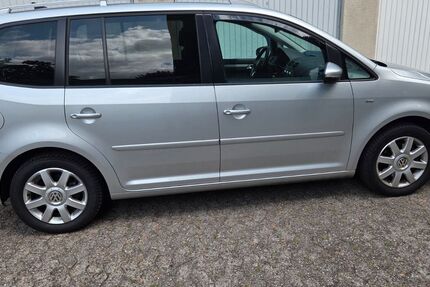 VW Touran 133.003 km 10.700 &euro; Recklinghausen 45665