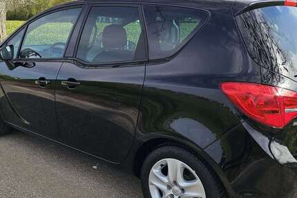 Opel Meriva 60.800 km 8.200 &euro; Hespe 31693
