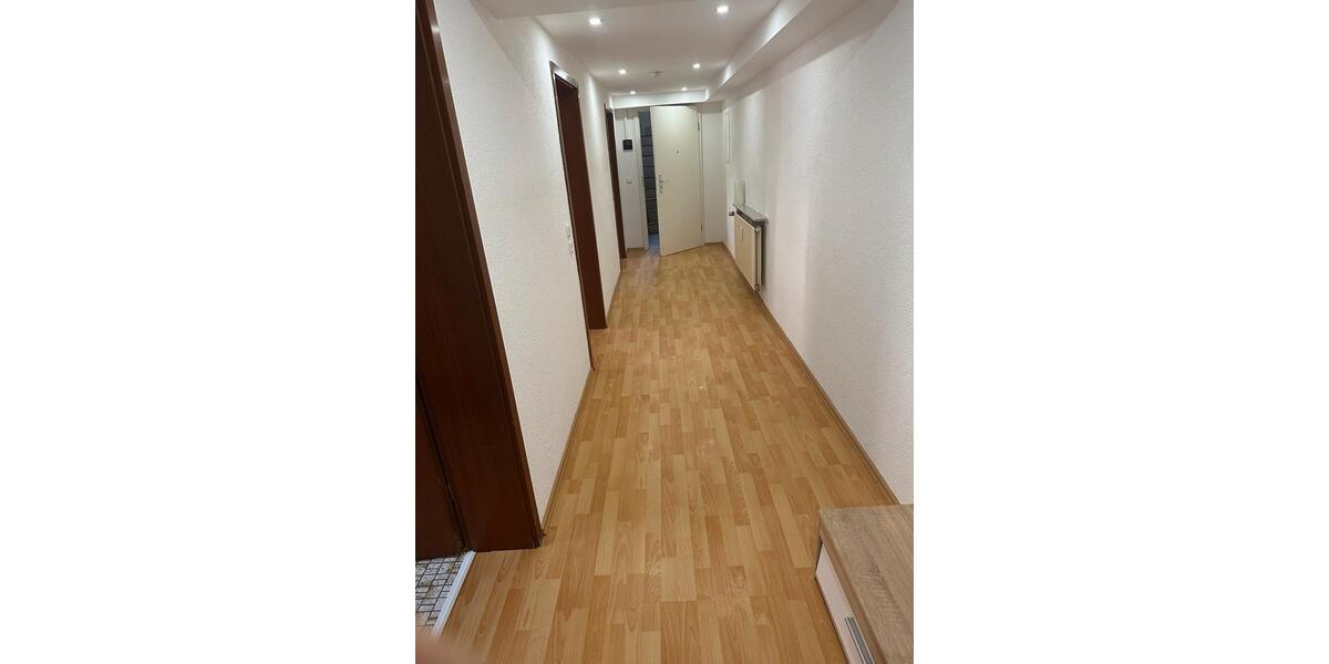 Etagenwohnung Haiger - 2 Zimmer, 65 m&sup2;, 750&euro; | Angebot:25293311