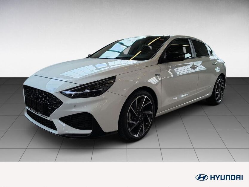 Hyundai i30 8.271 km 26.480 € Jork-Königreich 21635