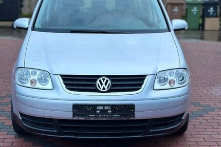 VW Touran 115.000 km 2.800 &euro; Bürstadt 68642