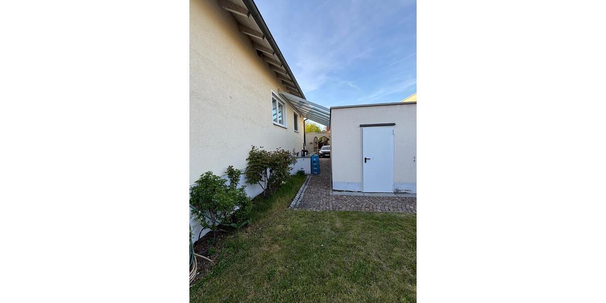 Bungalow Herzogenaurach - 8 Zimmer, 208 m&sup2;, 729.000&euro; | Angebot:26994229
