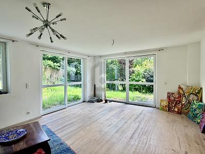 CHARMANTES FAMILIENIDYLL AM WALDRAND - Einfamilienhaus Iffeldorf | Angebot:27233855