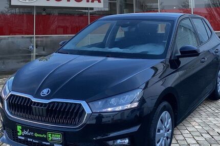 Skoda Fabia 37.004 km 15.390 &euro; München 80687