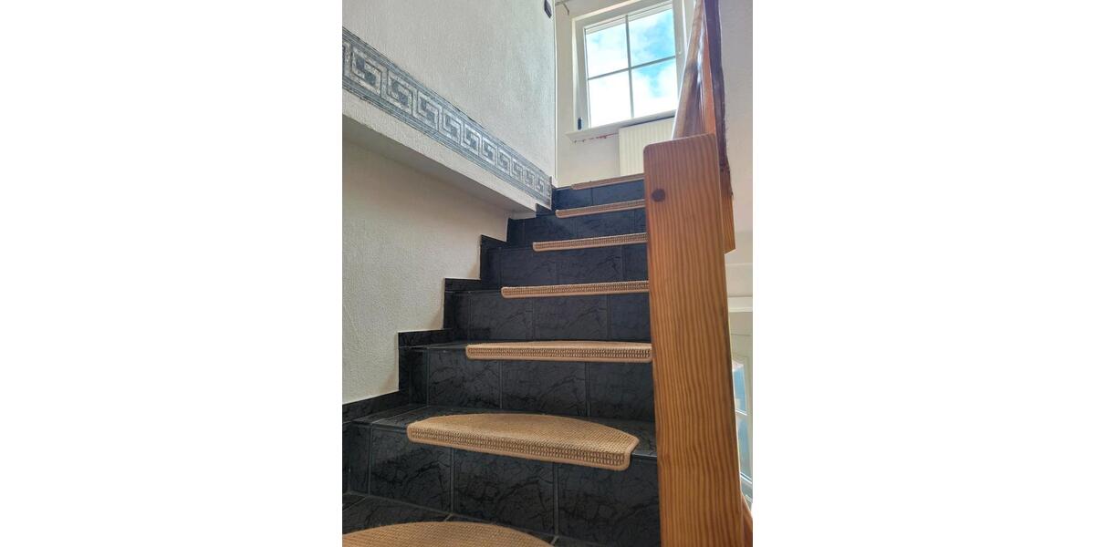 Dachgeschoßwohnung Großsolt - 4 Zimmer, 103 m&sup2;, 170.000&euro; | Angebot:27002891