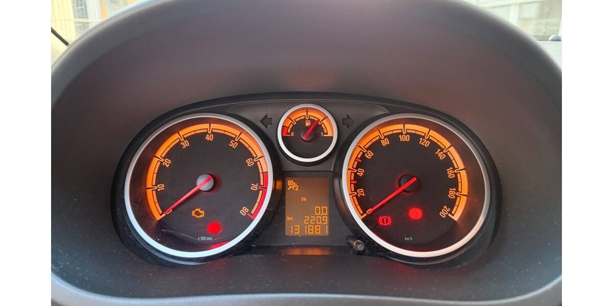 Opel Corsa D 131.881 km 4.500 &euro; Eschbach 79427