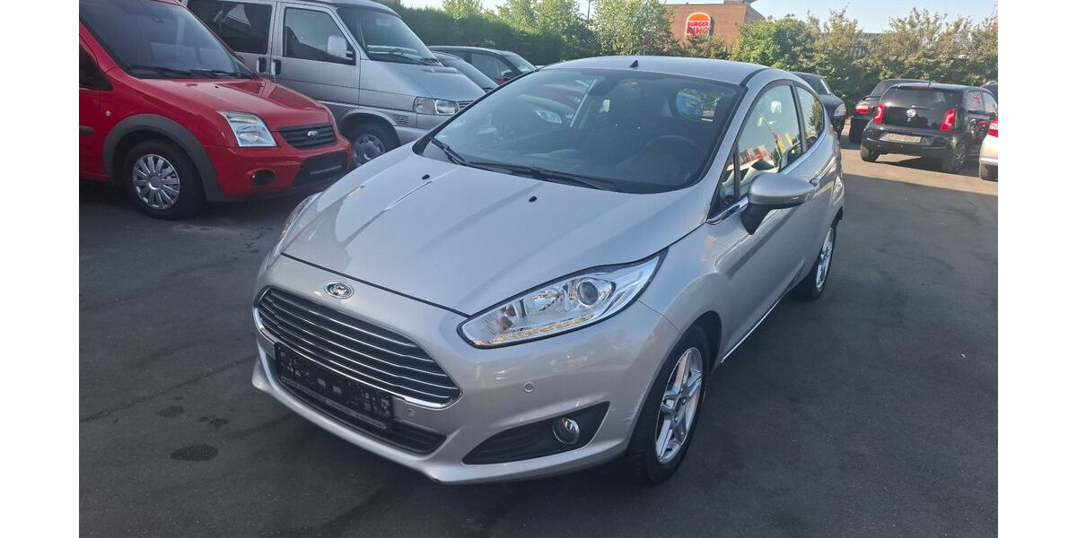 Ford Fiesta 91.000 km 3.999 &euro; Paderborn 33100