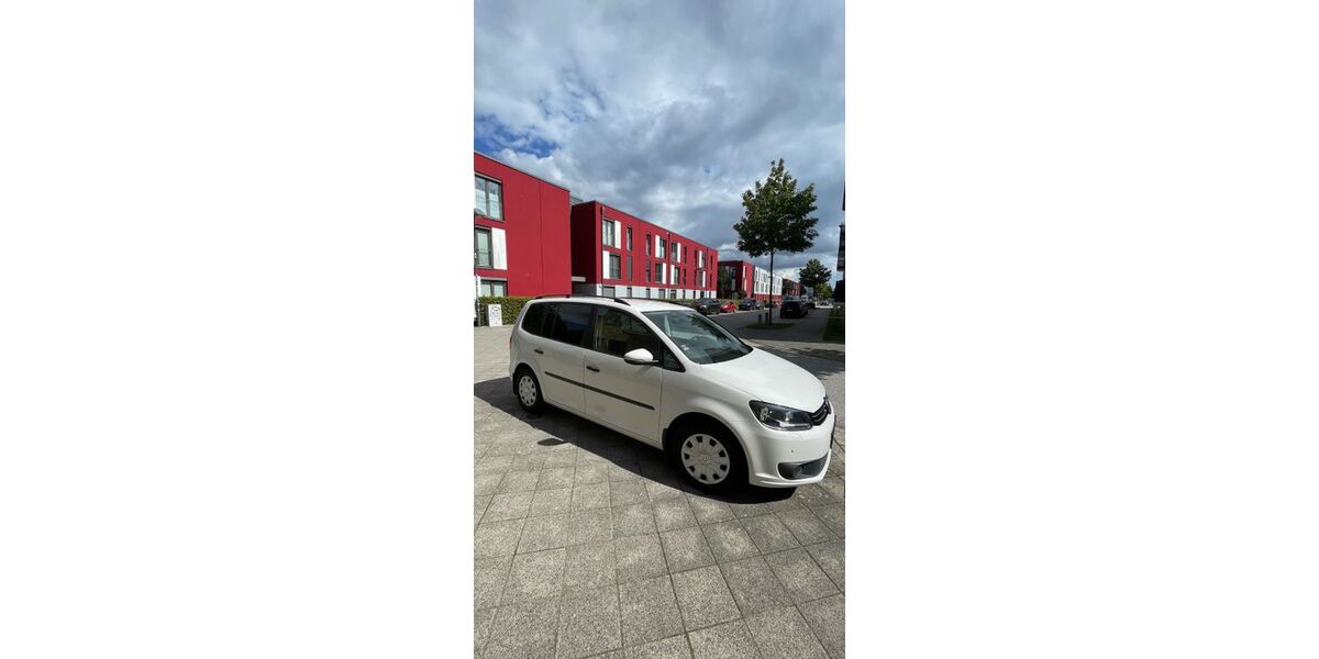 VW Touran 169.990 km 9.299 &euro; Lübeck 23562