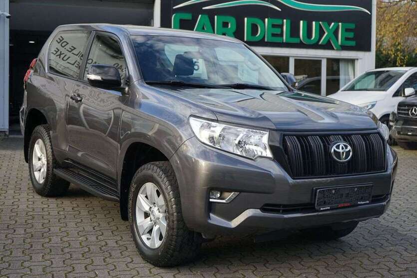 Toyota Land Cruiser 219.000 km 34.888 € Dortmund 44269