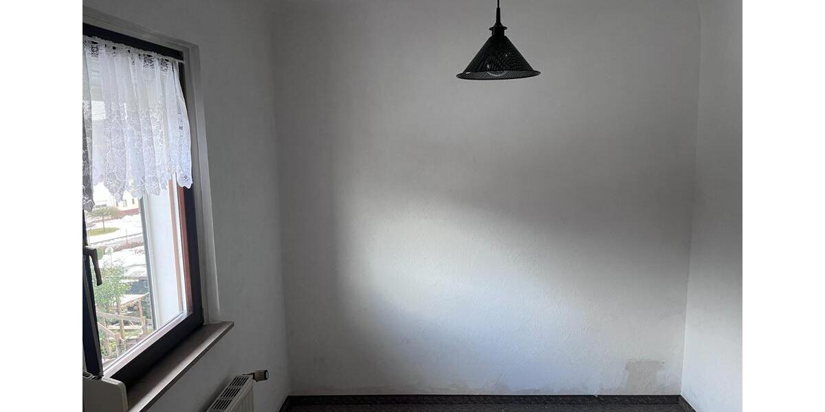 Einfamilienhaus Nohfelden - 11 Zimmer, 183 m&sup2;, 1.150&euro; | Angebot:26030817