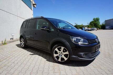 VW Touran 212.591 km 9.850 &euro; Parkstetten 94365