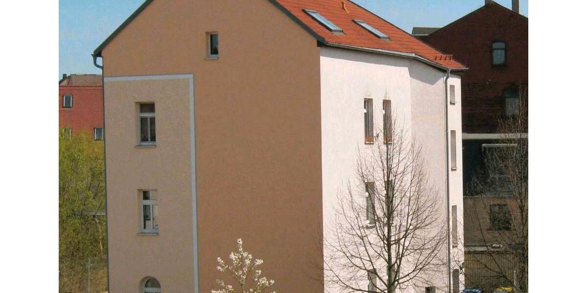 Dachgeschoßwohnung Werdau - 3 Zimmer, 76 m&sup2;, 707&euro; | Angebot:26350221