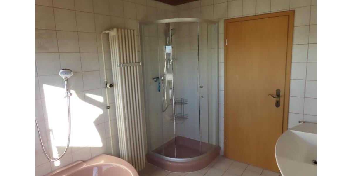 Wohnung 93 qm, 4 ZKB incl. Loggia im 2. OG 4 zimmer