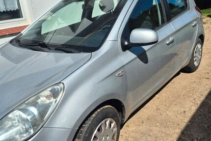 Hyundai i20 210.000 km 1.350 &euro; Eutin 23701