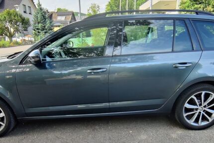 Skoda Octavia 76.300 km 15.500 &euro; Markdorf 88677