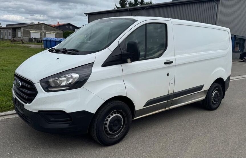 Ford Transit Custom 296.400 km 6.800 € Mittelbiberach 88441