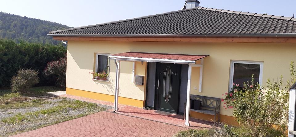 Bungalow Bad Bocklet - 3 Zimmer, 101 m&sup2;, 270.000&euro; | Angebot:25408099