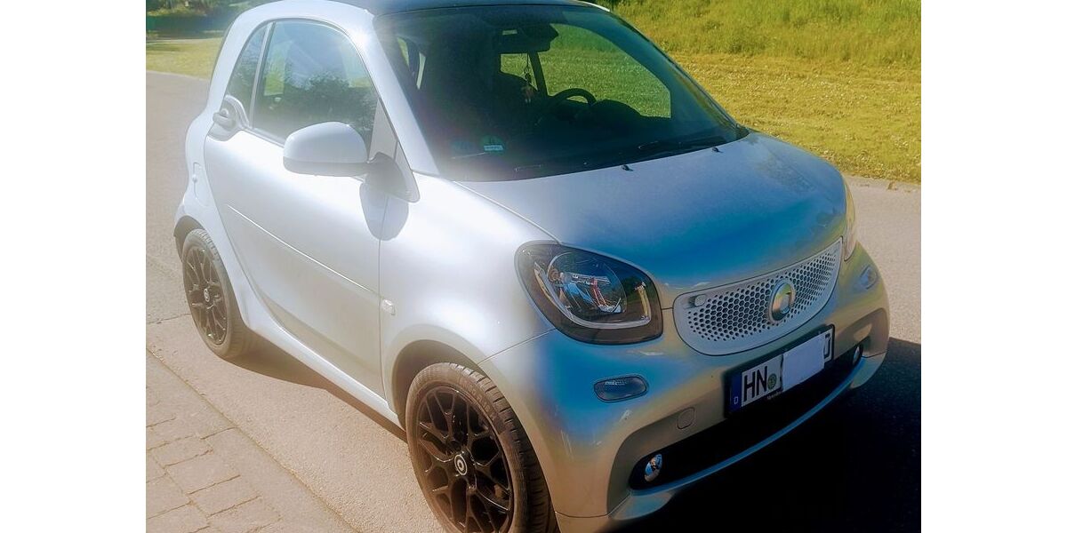 Smart ForTwo 29.500 km 14.990 &euro; Neuenstadt am Kocher 74196