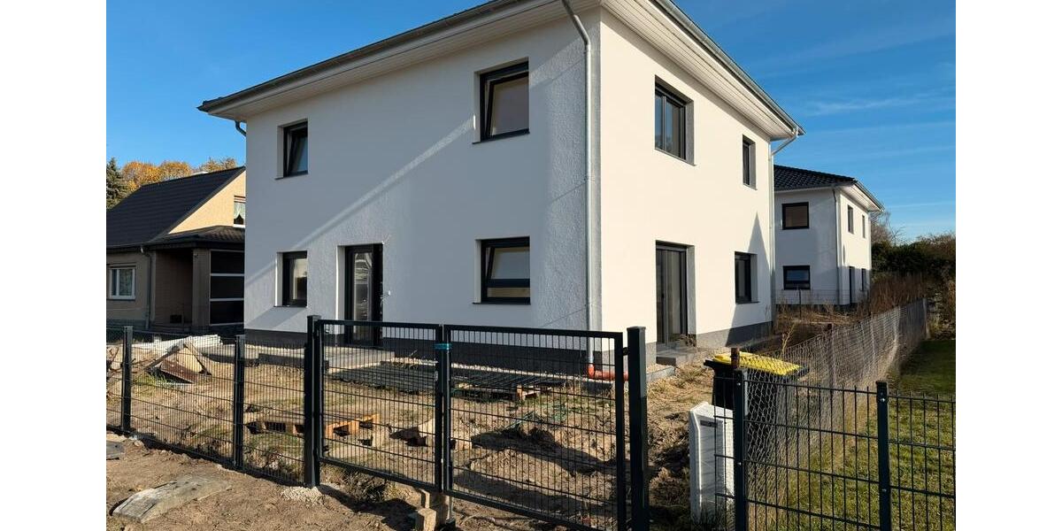 Einfamilienhaus Panketal - 5 Zimmer, 170 m&sup2;, 2.890&euro; | Angebot:25581596