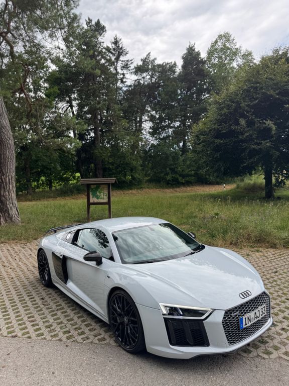 R8