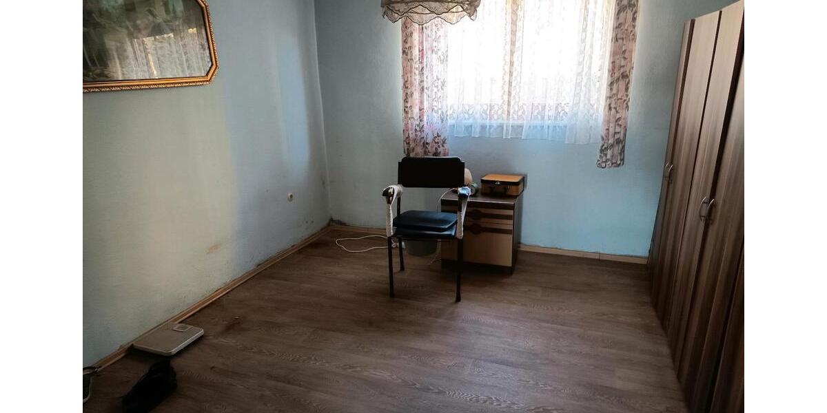 Einfamilienhaus Eslarn - 6 Zimmer, 160 m&sup2;, 75.000&euro; | Angebot:25591144
