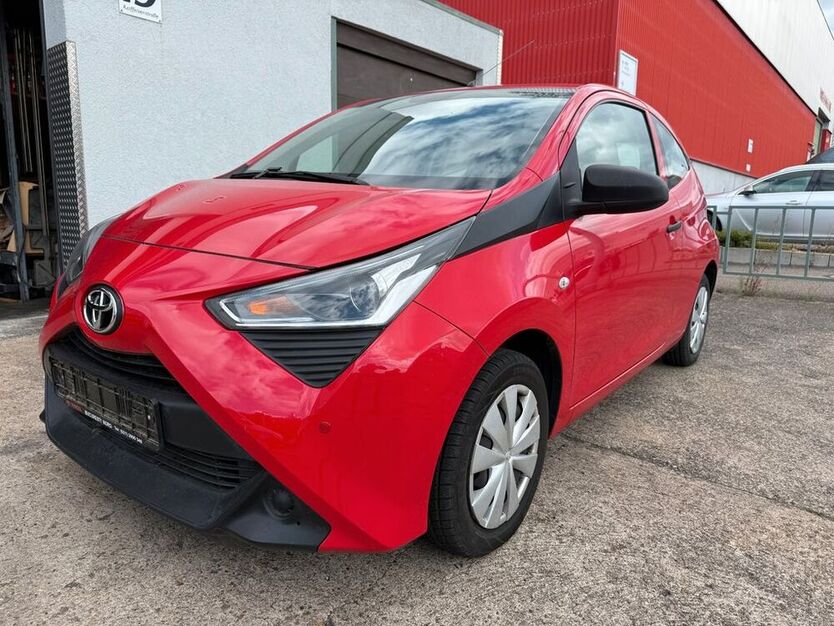 Aygo (X)