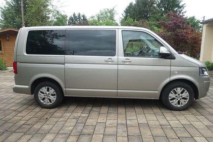 VW T5 Multivan 207.000 km 19.900 &euro; Forstern 85659