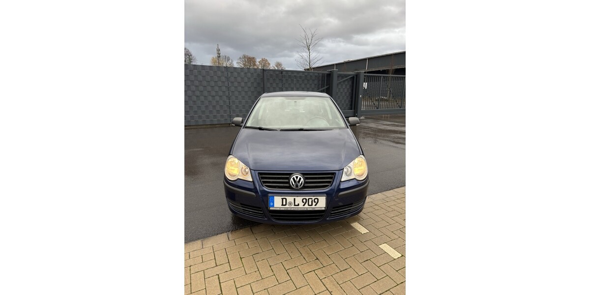 VW Polo 159.000 km 2.500 &euro; Düsseldorf 40213