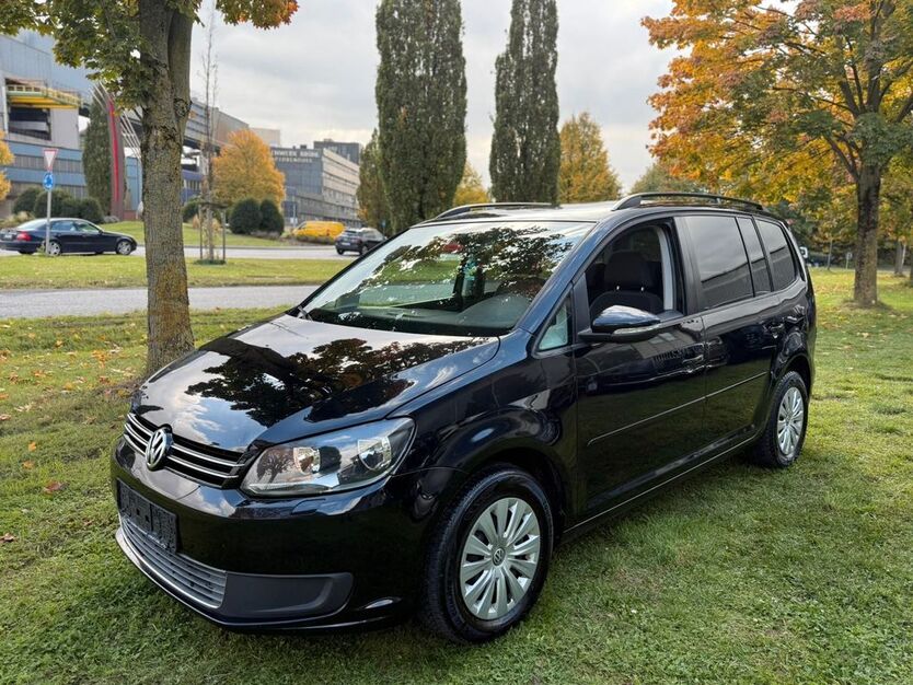 VW Touran 232.000 km 4.850 € Brühl 50321
