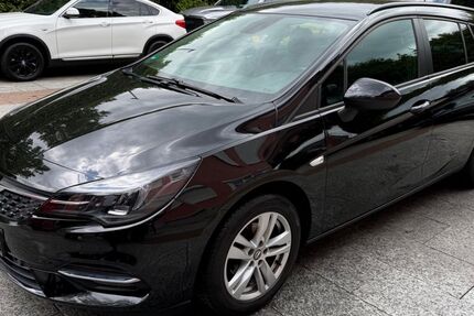 Opel Astra 76.000 km 8.980 &euro; München 81827