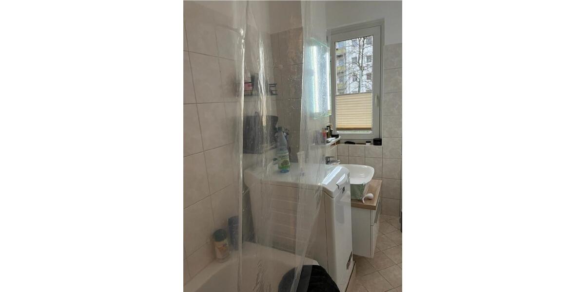 Etagenwohnung Erfurt Johannesplatz - 3 Zimmer, 61 m&sup2;, 595&euro; | Angebot:26407666