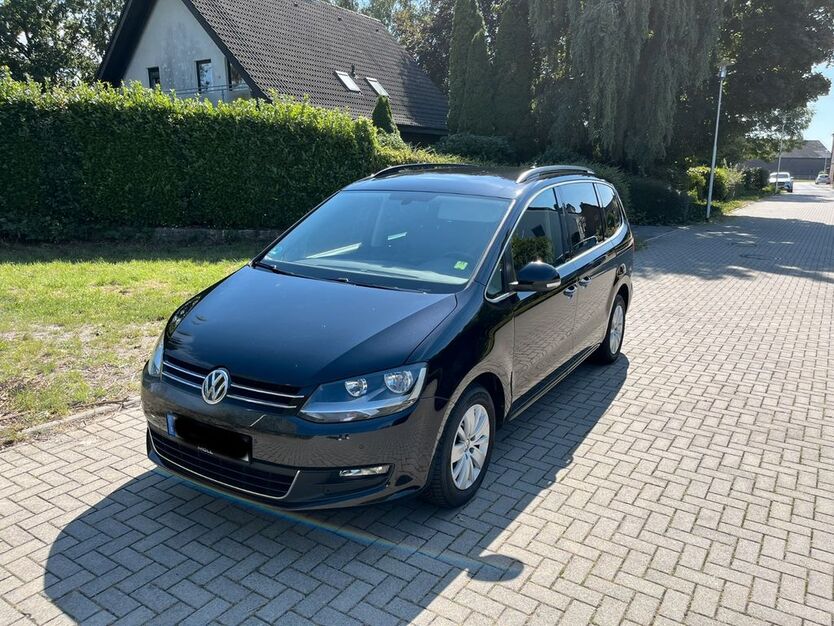 VW Sharan 137.000 km 17.900 € Willich 47877