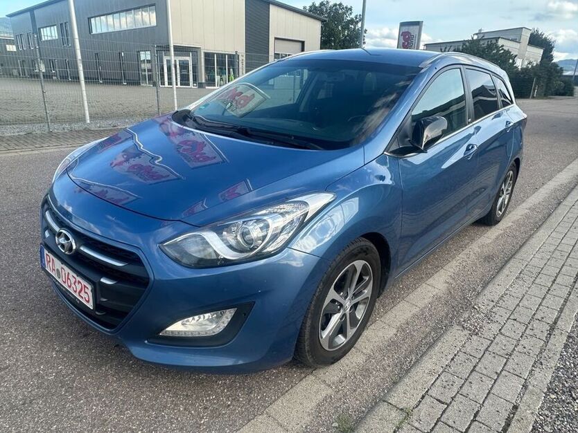 i30