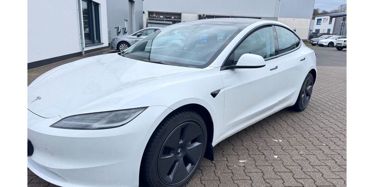 Tesla Model 3 53.464 km 38.500 &euro; Lohmar 53797