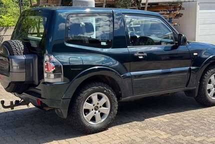 Mitsubishi Pajero 122.000 km 22.900 &euro; Andernach, Stadt 56626