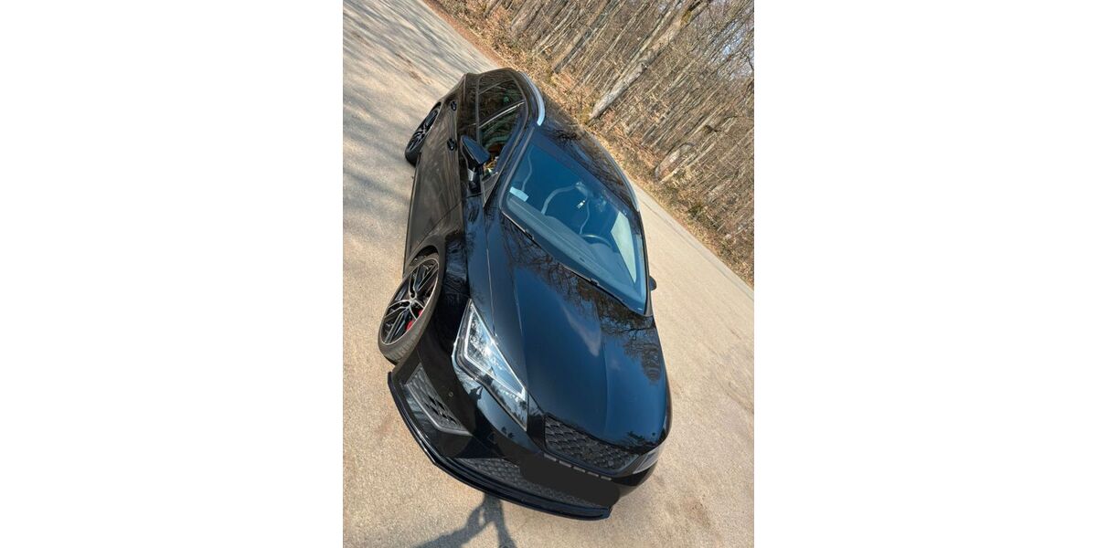 Seat Leon 136.000 km 19.200 &euro; Ramsen 67305