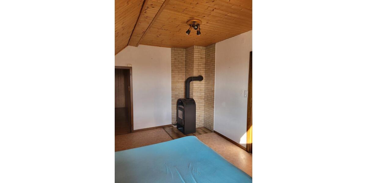 Einfamilienhaus Wilnsdorf - 10 Zimmer, 108 m&sup2;, 145.000&euro; | Angebot:26201600