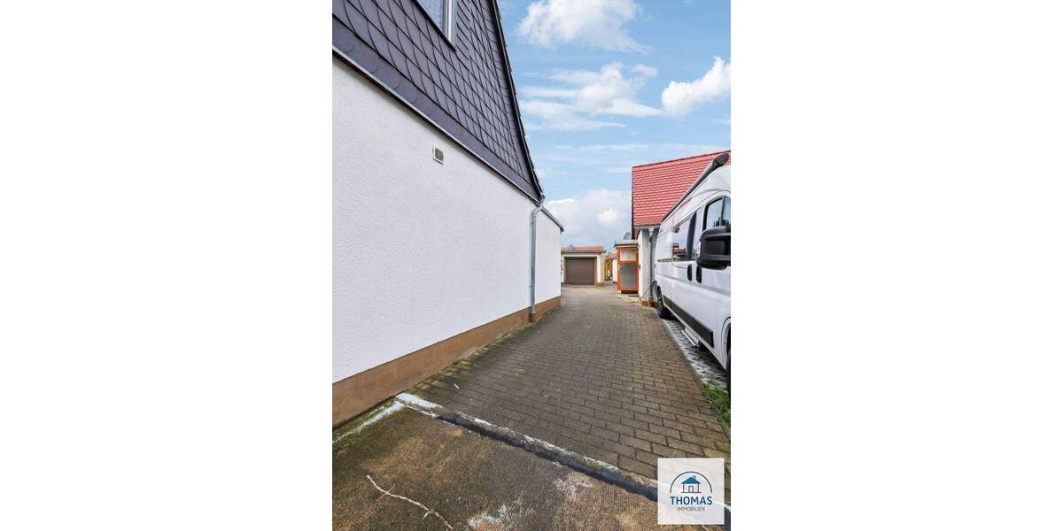 +DD: Romantische 5-R-DHH im Landhausstil + Nebenhaus zu vermieten! Garage + Garten mit Pool & Sauna+ 6 zimmer