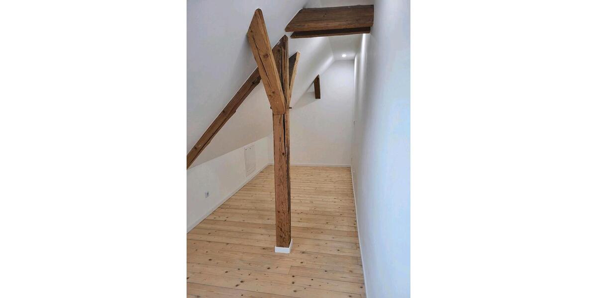 Dachgeschoßwohnung Lüder - 3 Zimmer, 62 m&sup2;, 530&euro; | Angebot:26458025