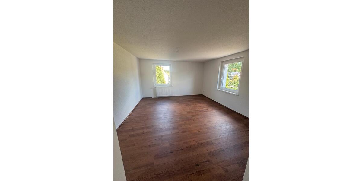 Einfamilienhaus Döbeln - 8 Zimmer, 249 m&sup2;, 519.000&euro; | Angebot:26950375